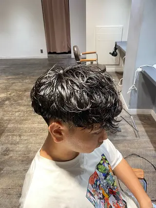 ショート パーマ メンズ 江﨑 翔のヘアスタイル