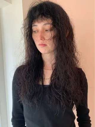 ロング パーマ PELE原宿所属・山田 京介のヘアスタイル