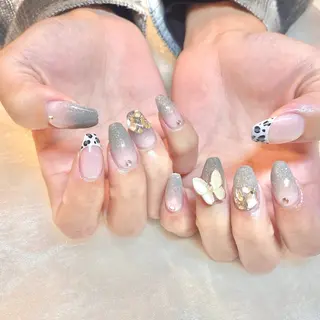 ネイル 山腰 光莉のネイルデザイン