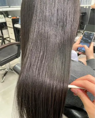 ロング 艶髪カラー特化 mao🍒のヘアスタイル