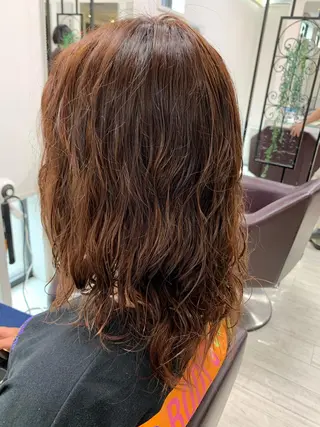 ミディアム パーマ 奥野 理香子のヘアスタイル