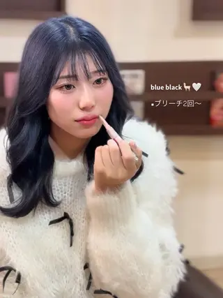 セミロング カラー 𝘈𝘐𝘙𝘐♡ レイヤーカットのヘアスタイル