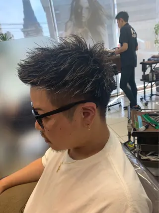 ショート メンズ 本島 大生のヘアスタイル