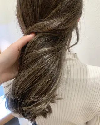 ロング カラー hub hair レイヤー/透明感のヘアスタイル