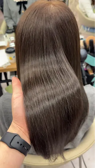 セミロング VIEW TOKYO所属・似合わせ×透明感カラ ーなら🎀マリアのヘアスタイル