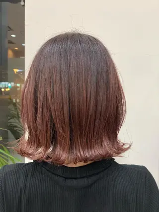 ミディアム ショート・透明感 カラーconomiのヘアスタイル