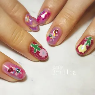 ネイル 柴田 彩のネイルデザイン