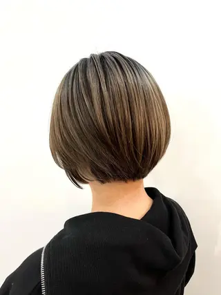 ショート カラー LADY  BEETLE所属・LadyBeetle 山本泰史のヘアスタイル