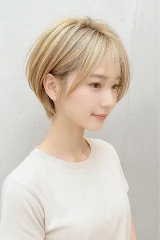 ショート レイヤーカット/ 縮毛矯正/ミサキ💐のヘアスタイル