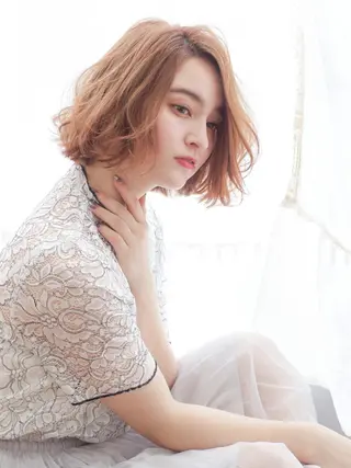 ショート ＨＩ ROのヘアスタイル
