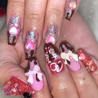 ネイル NES NAIL所属・さゆり￤推しキャラ ￤ロングネイル🩷のネイルデザイン