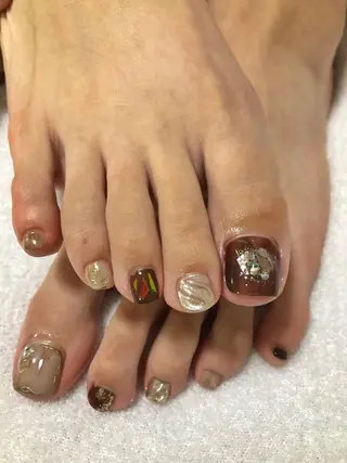 ネイル SAN PERSONAL BEAUTY所属・SAN Natsumiのネイルデザイン