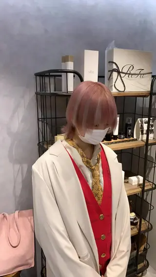 ショート L STUDIO心斎橋店所属・派手髪支持率No1 Eisukeのヘアスタイル