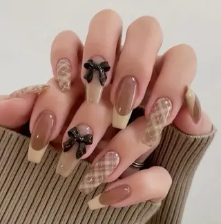 カラー AIN Nailのネイルデザイン