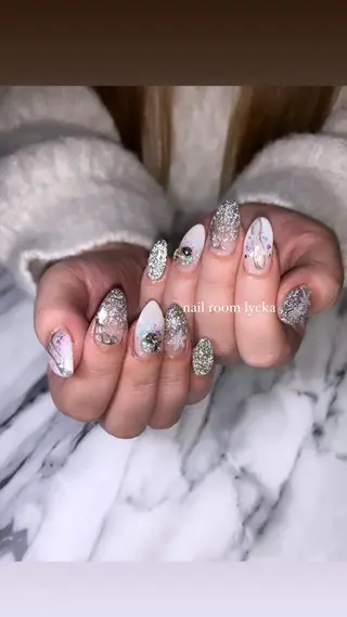 ネイル ﾈｲﾙﾙｰﾑﾘｯｶ 𝐦𝐚𝐲𝐮のネイルデザイン