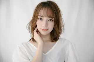 ミディアム Endearing 銀座/レイヤーカットのヘアスタイル