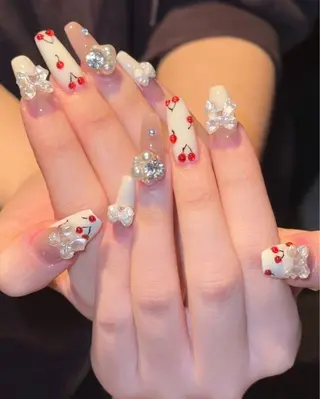 ネイル LETHI LINHのネイルデザイン