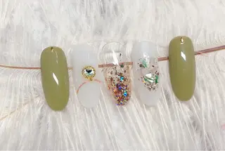 ネイル マジックミラー所属・マジック ミラーのネイルデザイン