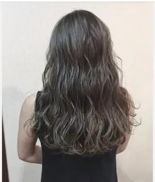 ロング カラー パーマ ヘアアレンジ ✨髪質改善専門店 GULGUL✨のヘアスタイル