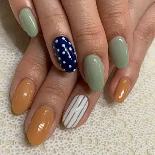 ネイル nonaMe 森のネイルデザイン