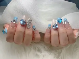 ネイル ENsalon AKIRAのネイルデザイン