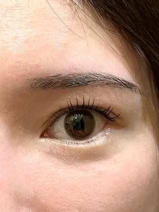 マツエク・マツパ Cure所属・三澤 朱里の眉毛・アイブロウイメージ