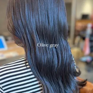 ロング カラー 髪質改善カラー ベージュ🤎YUMEのヘアスタイル