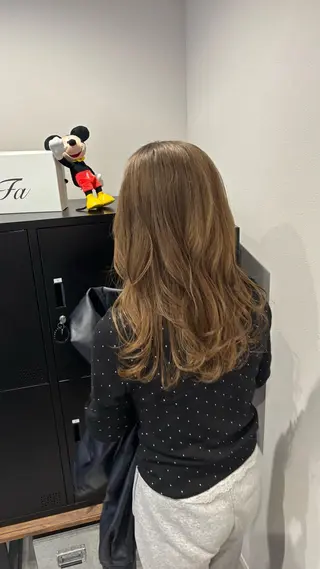 ロング 長尾ゆりの/ボブ/ ベージュ/ハイトーンのヘアスタイル