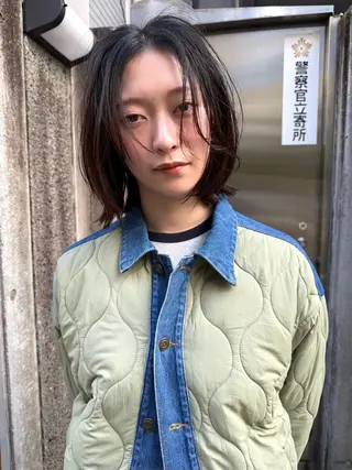 ミディアム レイヤー/顔周り/ Riku🪐のヘアスタイル