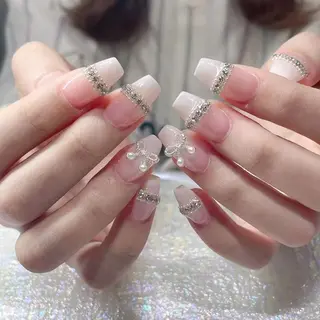 ネイル Queens テイのネイルデザイン