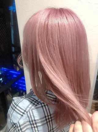 ミディアム カラー 韓国🇰🇷レイヤー 映える顔周り🩷のヘアスタイル