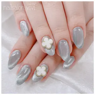 ネイル ＶＩＶＩ nailsalonのネイルデザイン