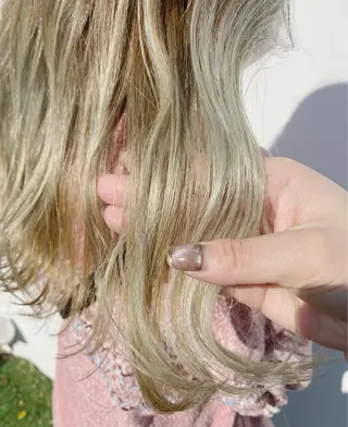 セミロング カラー JILL ユキのヘアスタイル