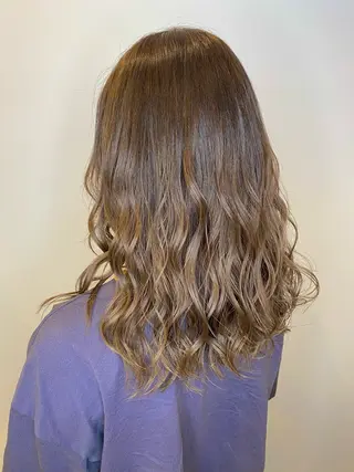 セミロング カラー 暖色系カラー まおのヘアスタイル
