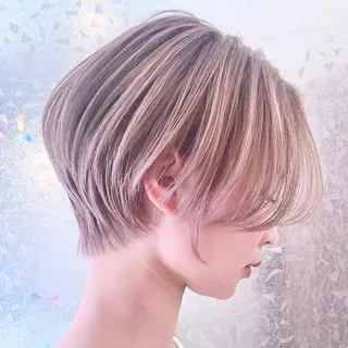 ショート カラー 明るい白髪染め専門店兵庫駅前店所属・山口 一馬のヘアスタイル