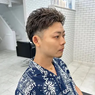 ショート カラー パーマ メンズ メンズ特化✂️ 小枝 優生のヘアスタイル