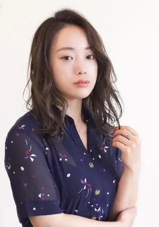 ミディアム カラー アメリラブヘアー 土屋　洋平のヘアスタイル