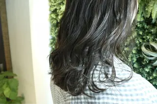 セミロング 水谷 菜央のヘアスタイル