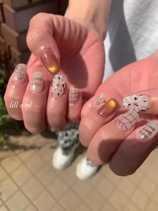 ミディアム pllia beautyのネイルデザイン