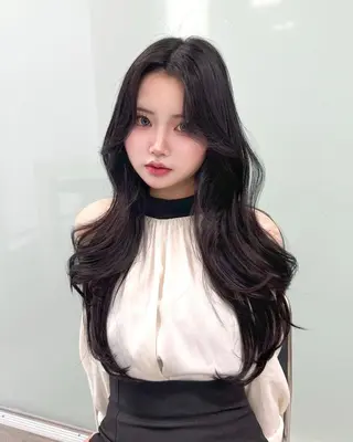 カラー トレンド美髪🇰🇷 knot表参道のヘアスタイル