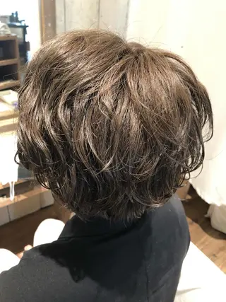 ショート パーマ oasis(オアシス)所属・oasis/吉岡 /白髪の悩み解決へのヘアスタイル