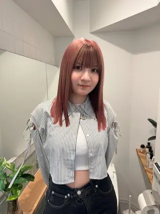 ロング 切りっぱなしボブ レイヤー/縮毛矯正のヘアスタイル