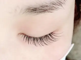 マツエク・マツパ Twiggy Lashes所属・Twiggy Lashes いずみのマツエク・マツパデザイン