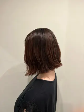 ミディアム カラー 工藤 梨花のヘアスタイル