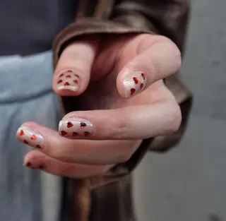 ミディアム めぐみのネイルサロン 惠のネイルデザイン