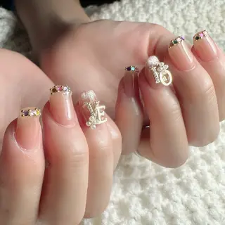 ネイル 新山 聖のネイルデザイン