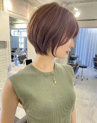 ショート カラー Lond Mirrorのヘアスタイル