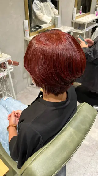 ショート カラー 新宿/アシスタント AiNAのヘアスタイル