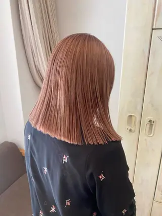 ミディアム カラー BELLA阿部野 TOMOMIのヘアスタイル