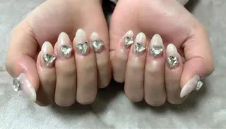 ネイル t. yoshizawaのネイルデザイン